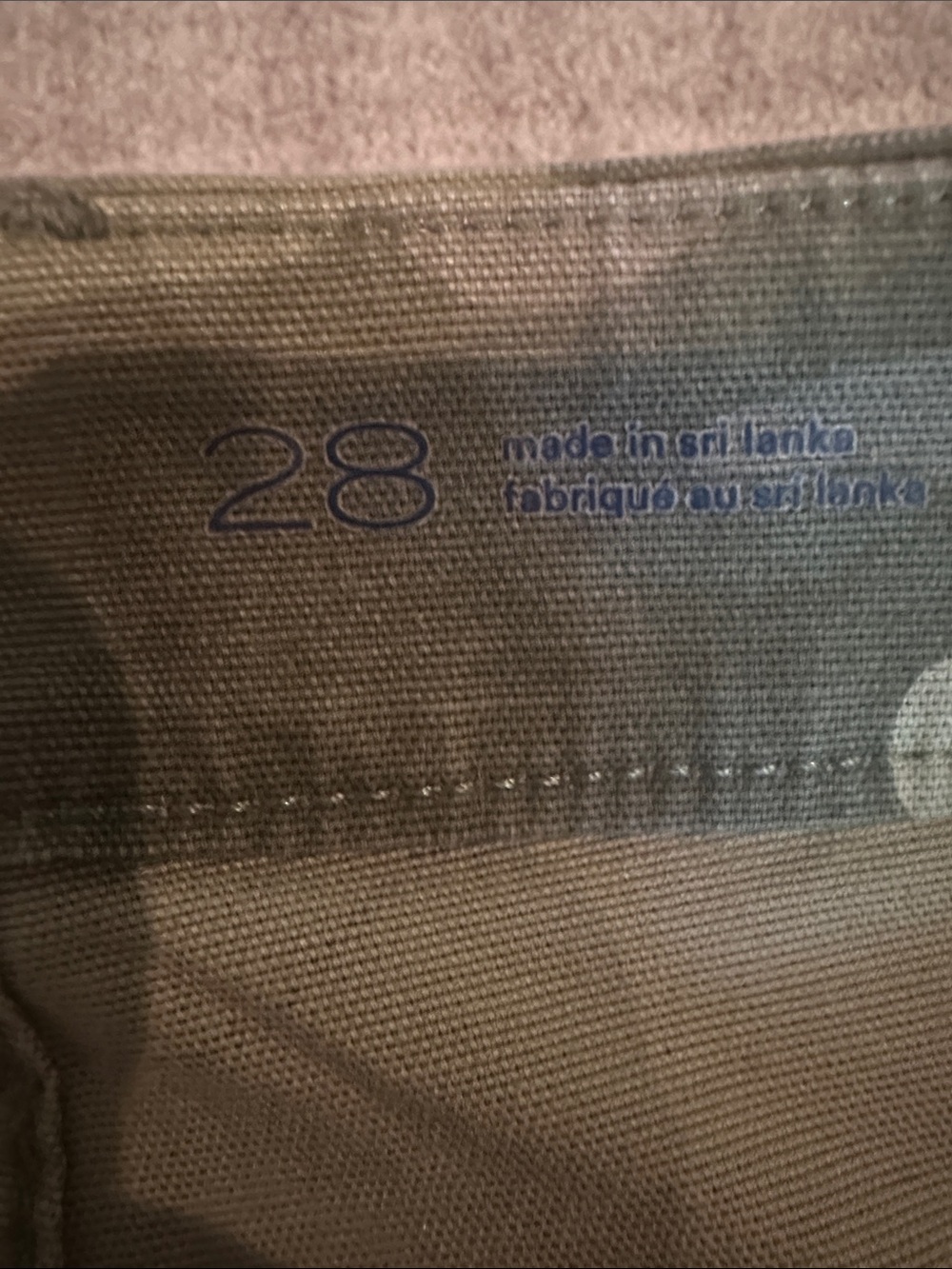 Anthropologie Pilcro Women’s Camo Cargo Pants with subtle barrel leg - Picture 3 of 7
